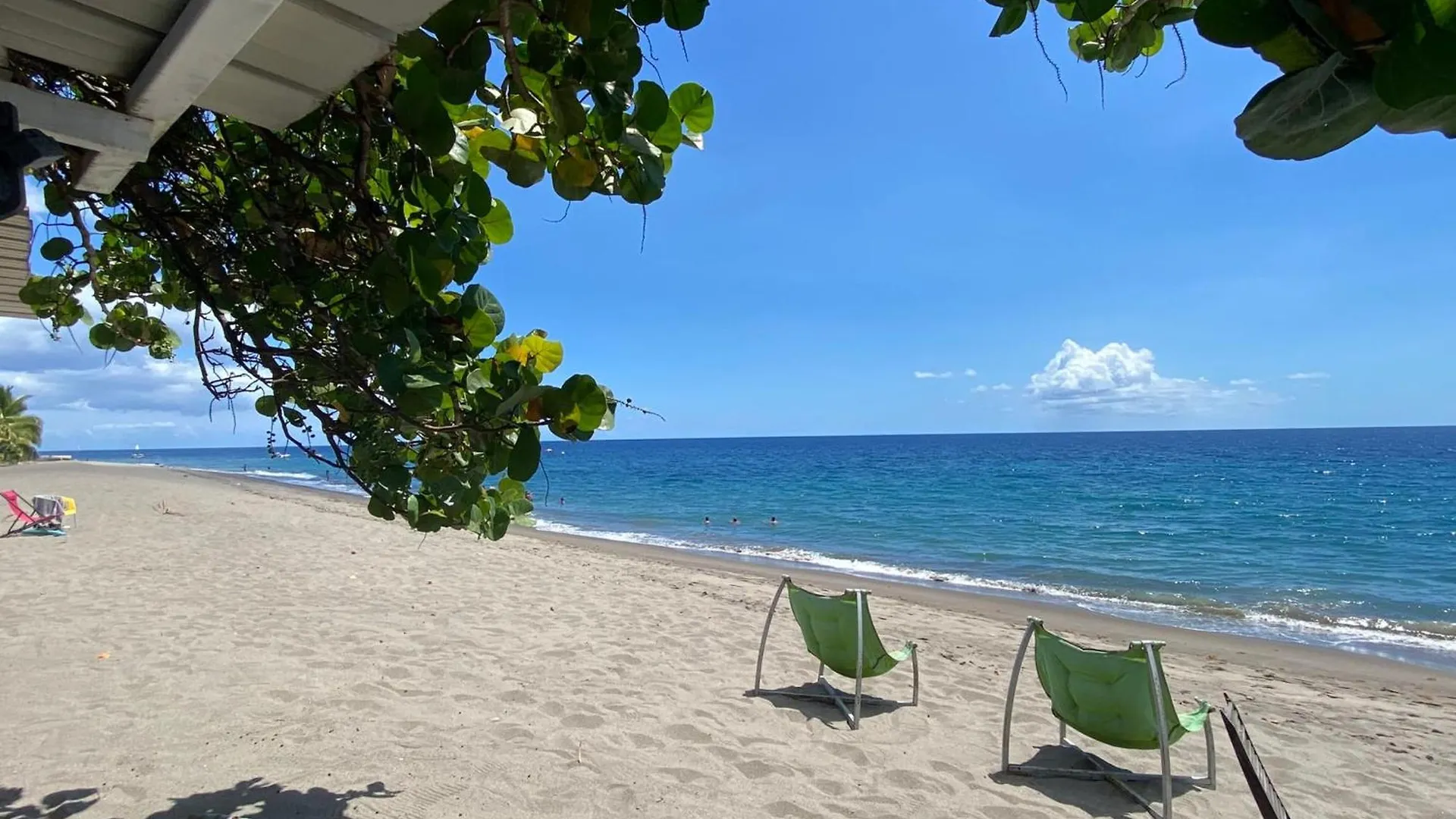 972M Beautiful Air-Conditioned Villa With Garden Le Carbet